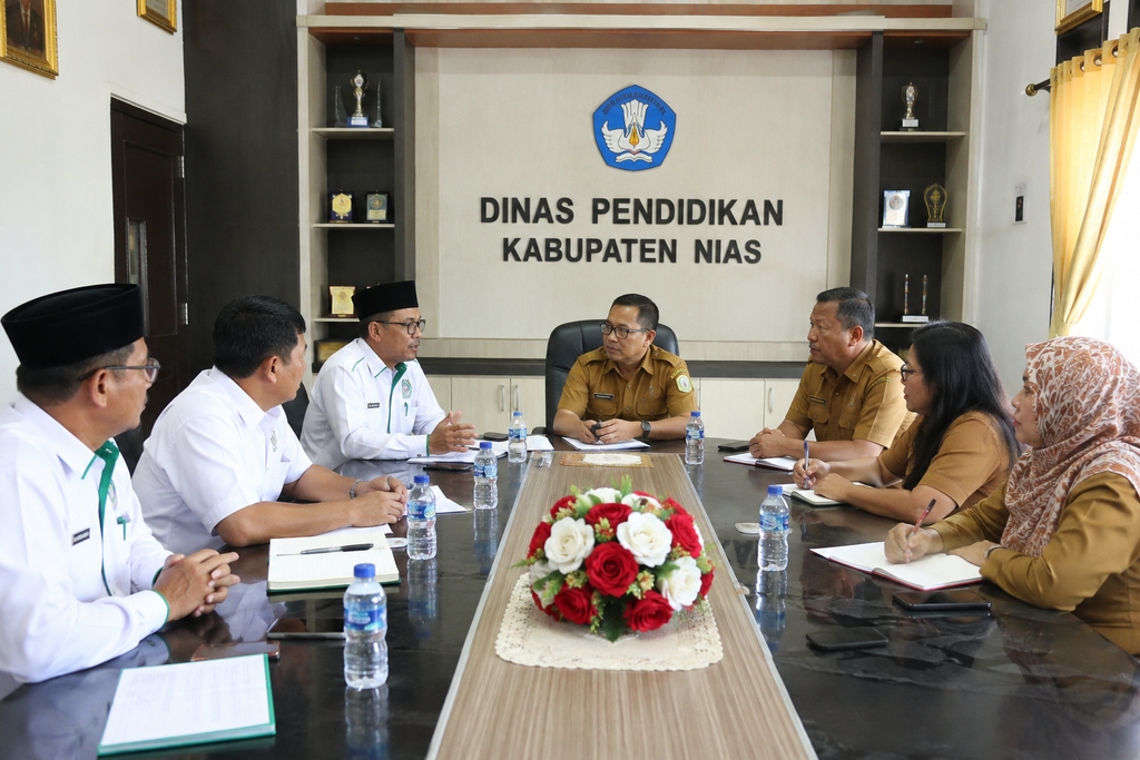 Kemenag dan Dinas Pendidikan Nias Perkuat Pemenuhan Guru Agama di Sekolah 1 Kemenag dan Dinas Pendidikan Nias Perkuat Pemenuhan Guru Agama di Sekolah